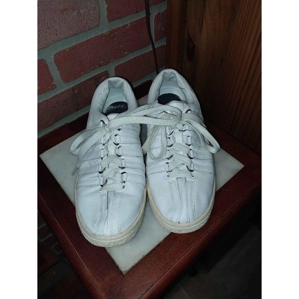 KSwiss sneakers.  Size 7M‎